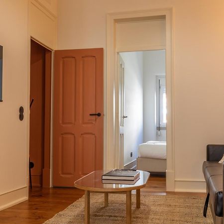 Alvalade 58 - Charming 2 Bedroom Apartment With Ac Near The Airport And City Center Lisbon Luaran gambar