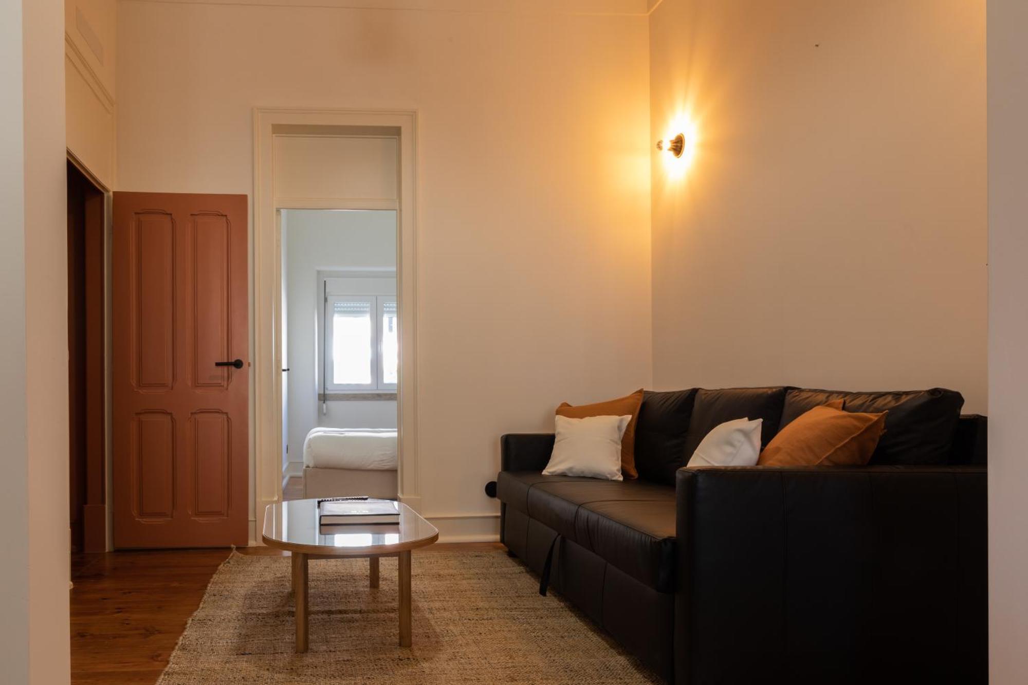 Alvalade 58 - Charming 2 Bedroom Apartment With Ac Near The Airport And City Center Lisbon Luaran gambar